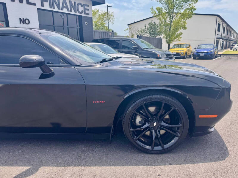 2017 Dodge Challenger