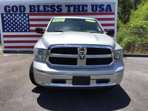 2017 RAM 1500 SLT
