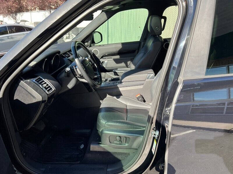 2019 Land Rover Discovery SE