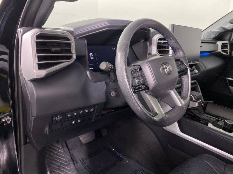 2024 Toyota Tundra Platinum HV