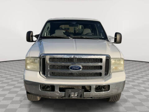 2005 Ford Excursion XLT