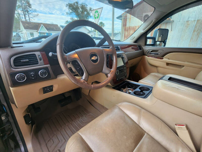 2012 Chevrolet Silverado 2500HD LTZ photo 11