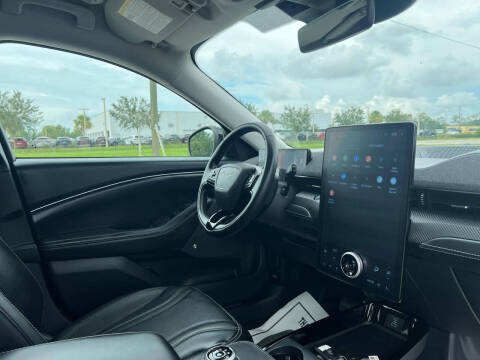 2022 Ford Mustang Mach-E Premium