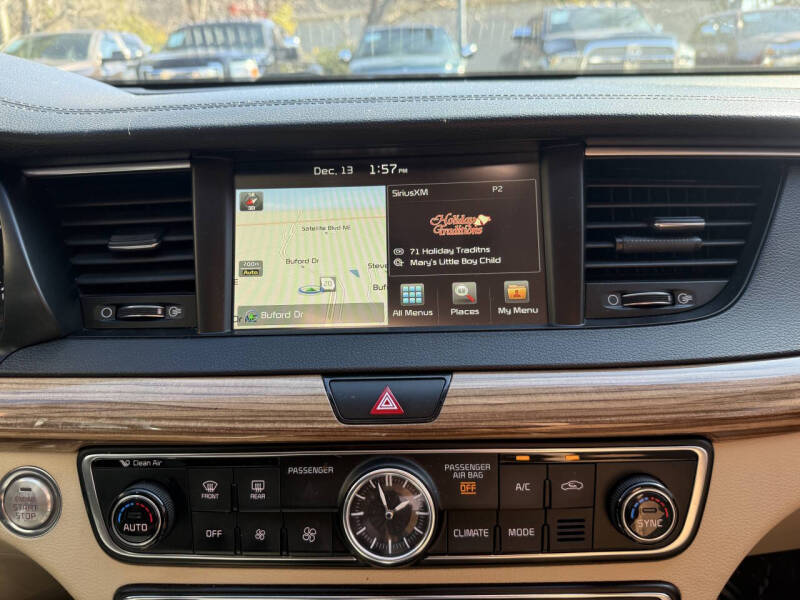 2017 Kia Cadenza Premium