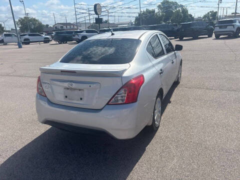 2018 Nissan Versa