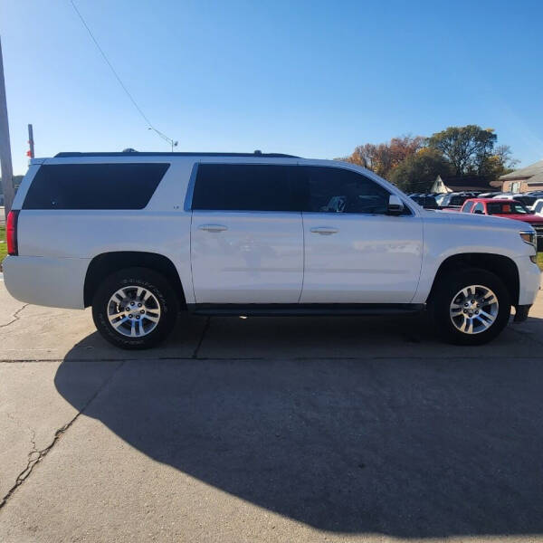 2015 Chevrolet Suburban LT