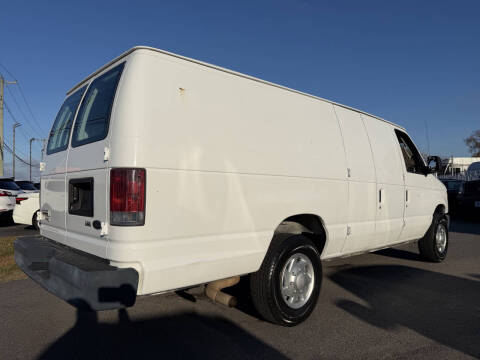 2013 Ford E-Series E-350 SD