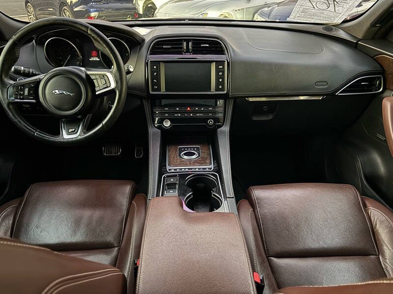 2017 Jaguar F-PACE S