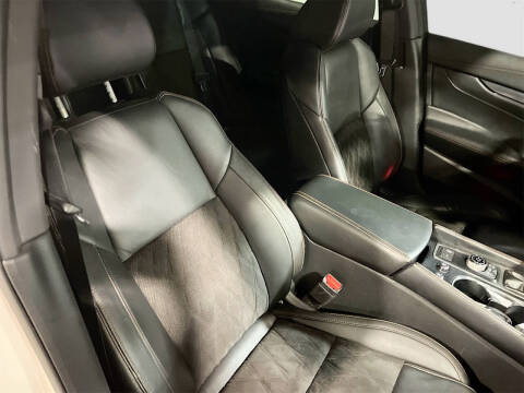 2023 Nissan Maxima 3.5 SR