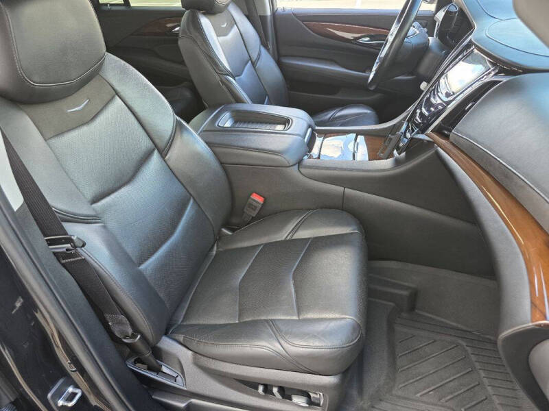 2019 Cadillac Escalade Premium Luxury