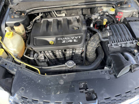 2012 Dodge Avenger SE