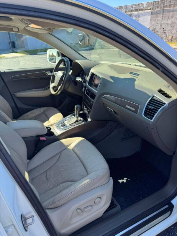 2011 Audi Q5 3.2 quattro Prestige