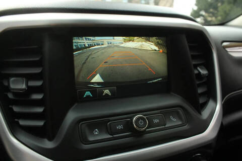 2017 GMC Acadia SLE-2