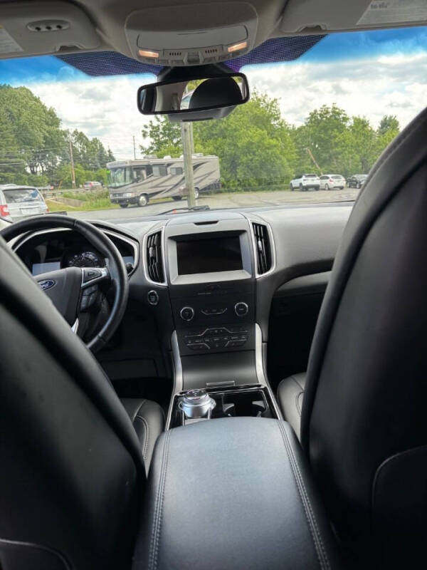 2019 Ford Edge SEL