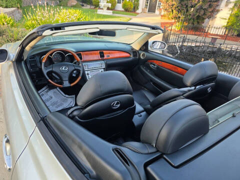 2004 Lexus SC 430