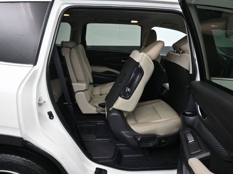 2023 Subaru Ascent Premium 8-Passenger