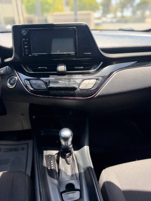 2018 Toyota C-HR XLE