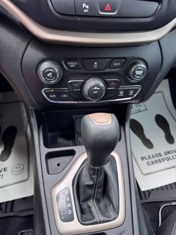 2018 Jeep Cherokee Latitude