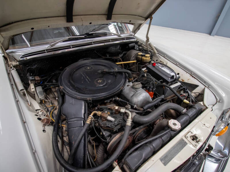 1971 Mercedes-Benz 280-Class