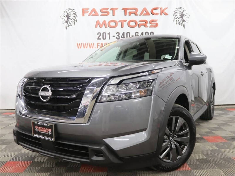 2022 Nissan Pathfinder S
