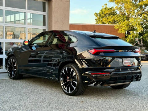 2024 Lamborghini Urus S