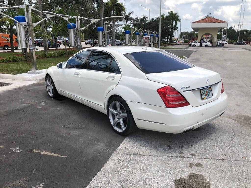 2010 MERCEDES-BENZ S-Class Sedan - $9,900