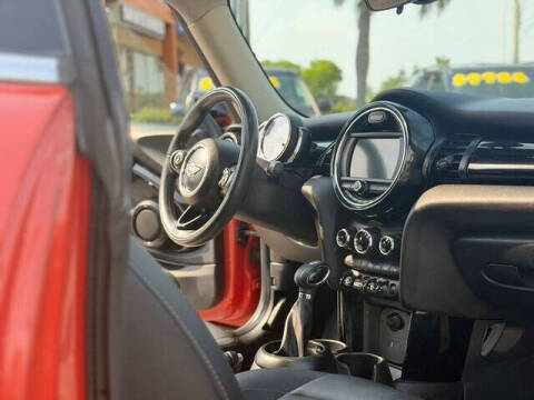2019 MINI Hardtop 2 Door Cooper