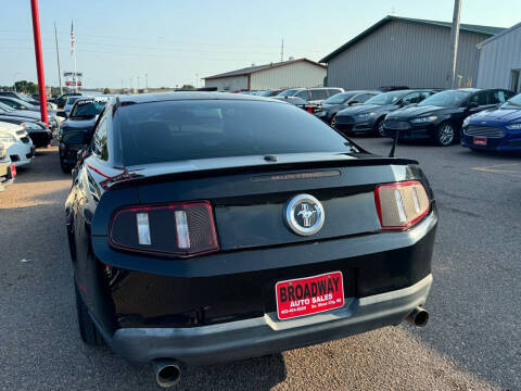 2010 Ford Mustang V6