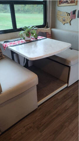 2023 Thor Motor Coach Pasadena 38MX