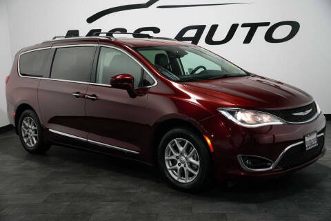 2020 Chrysler Pacifica Touring L