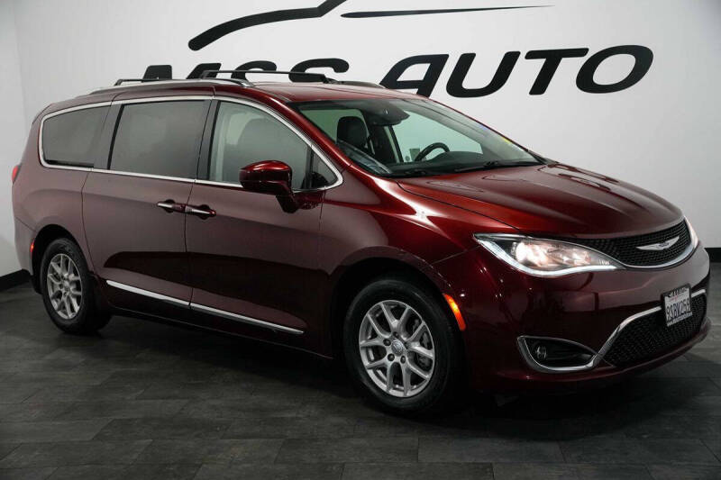 2020 Chrysler Pacifica Touring L
