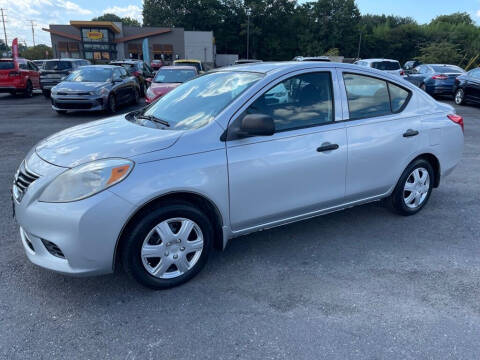2014 Nissan Versa for sale at Modern Automotive in Spartanburg SC