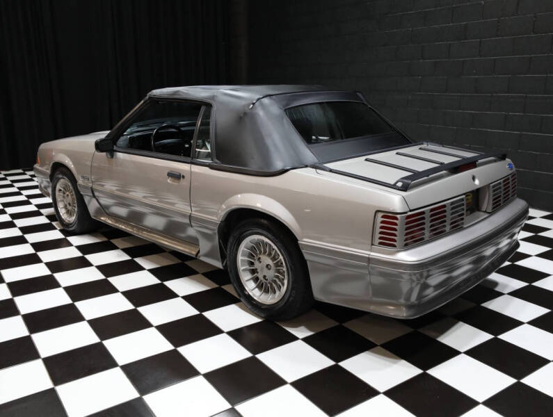 1990 Ford Mustang GT