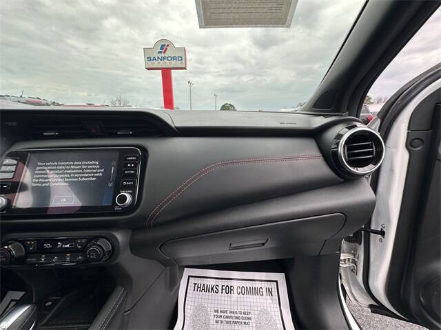 2024 Nissan Kicks SR