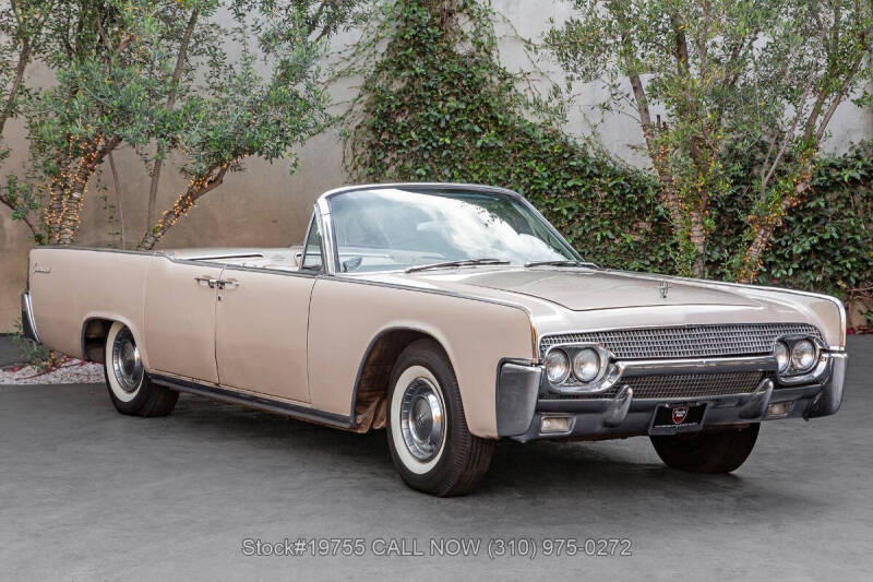1961 Lincoln Continental