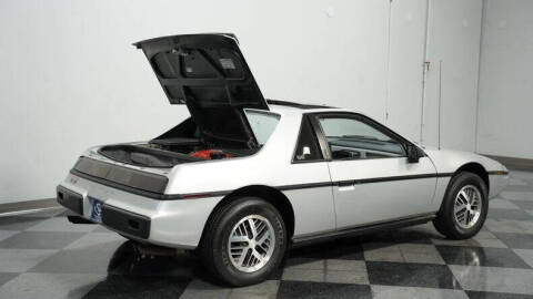 1985 Pontiac Fiero SE