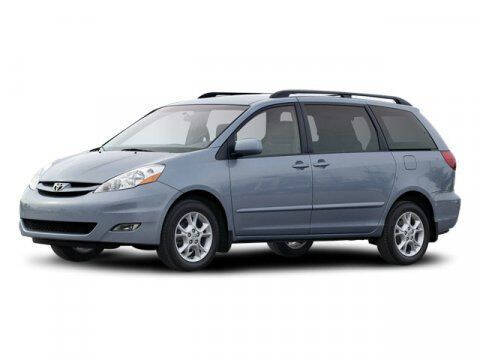 2008 Toyota Sienna for sale at Capital Group Auto Sales & Leasing in Freeport NY