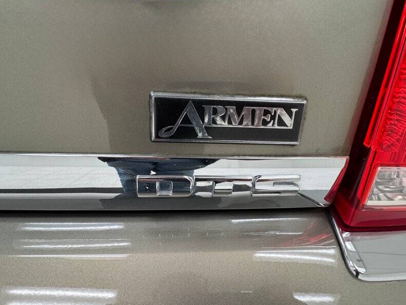 2010 Cadillac DTS Luxury Collection