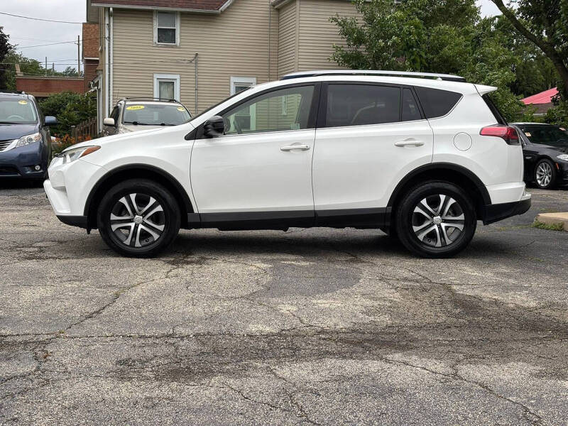 2017 Toyota RAV4 LE