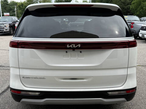 2022 Kia Carnival LX