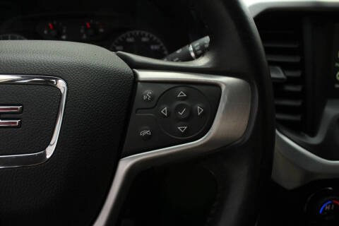 2017 GMC Acadia SLE-2
