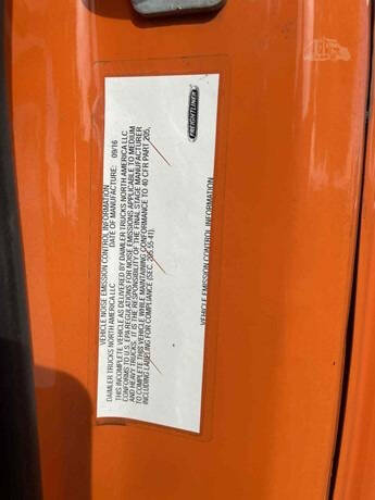 2017 Freightliner M2 106