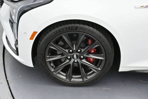 2025 Cadillac CT5-V