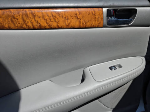 2005 Lexus ES 330
