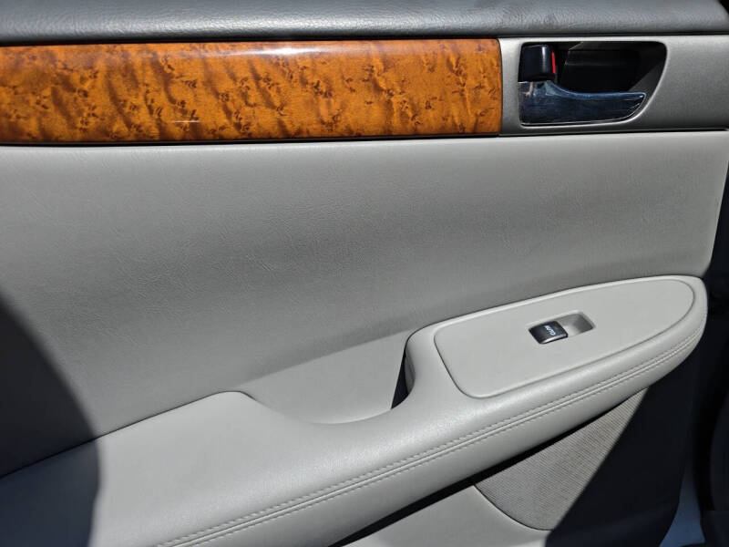 2005 Lexus ES 330