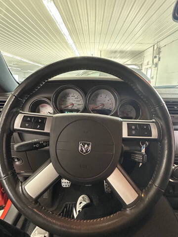 2009 Dodge Challenger SRT8