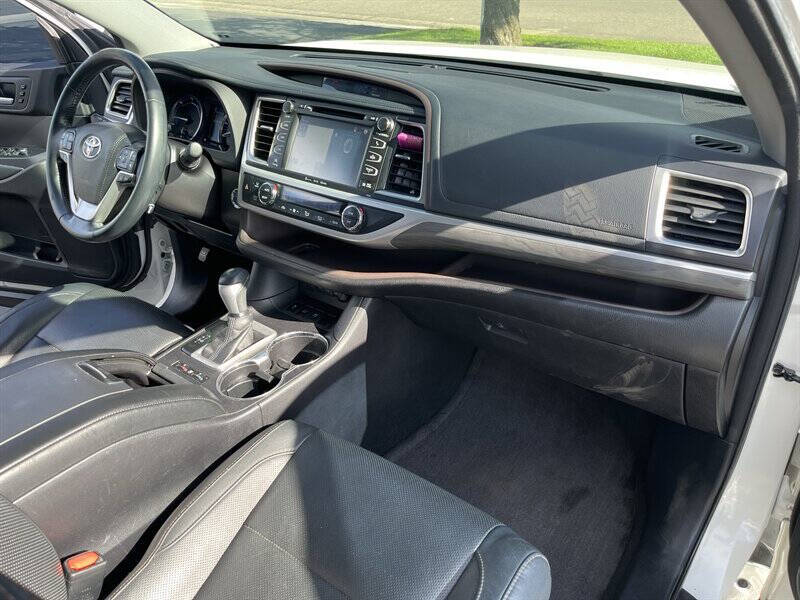 2017 Toyota Highlander Hybrid Limited