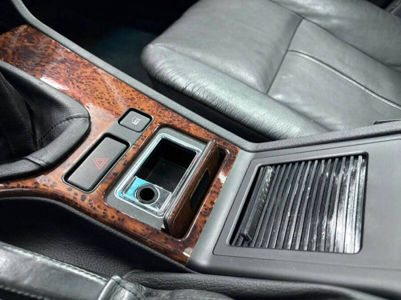 2000 BMW 5 Series 528i