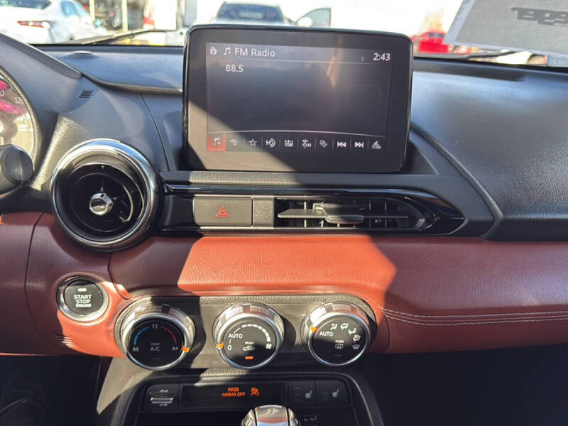 2019 Mazda MX-5 Miata RF Grand Touring