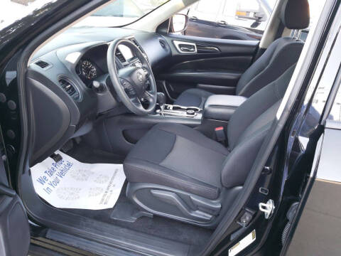 2018 Nissan Pathfinder SV